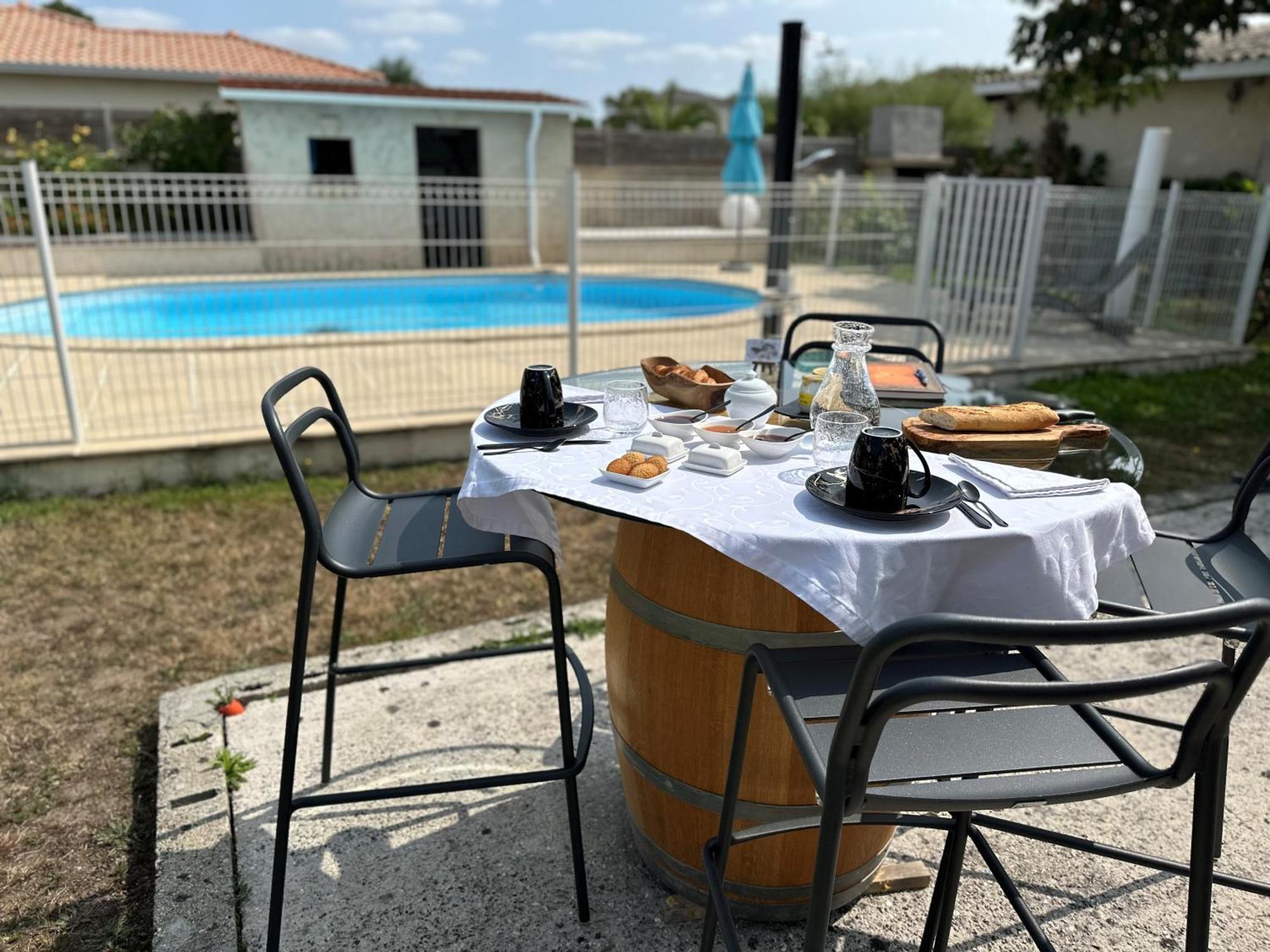 Le Mas Des Anges Soussans 外观 照片